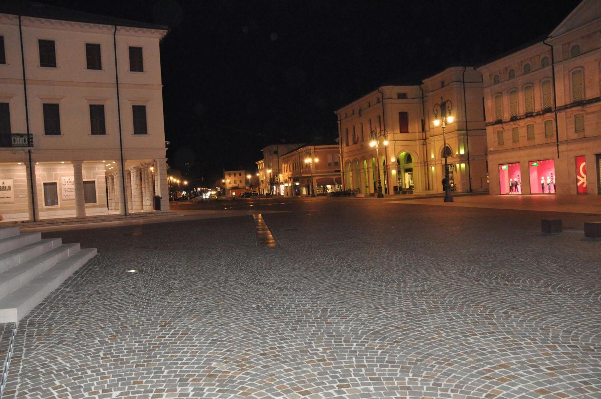 Nazionale Camere Montebelluna Zewnętrze zdjęcie